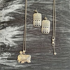 Brighton jewels- necklace is 36” long, can be doubled to wear shorter.